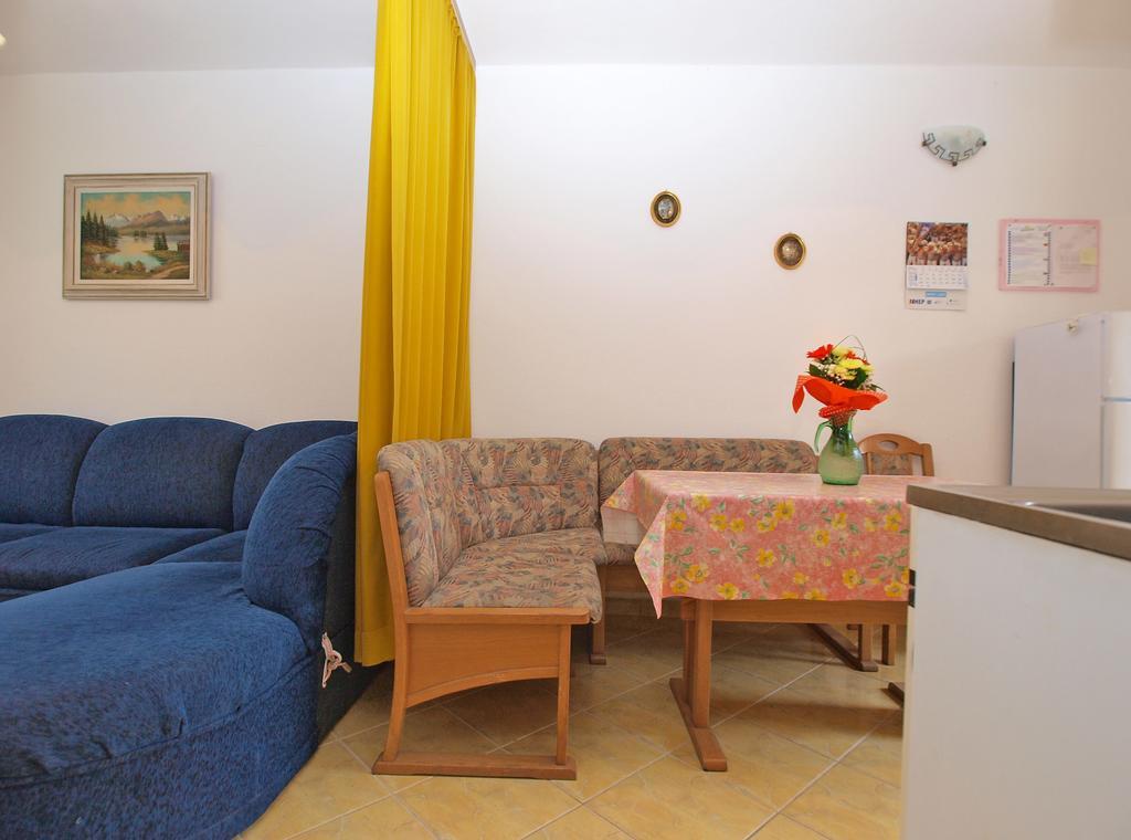 Apartments Branko 1348 Pula Exterior foto
